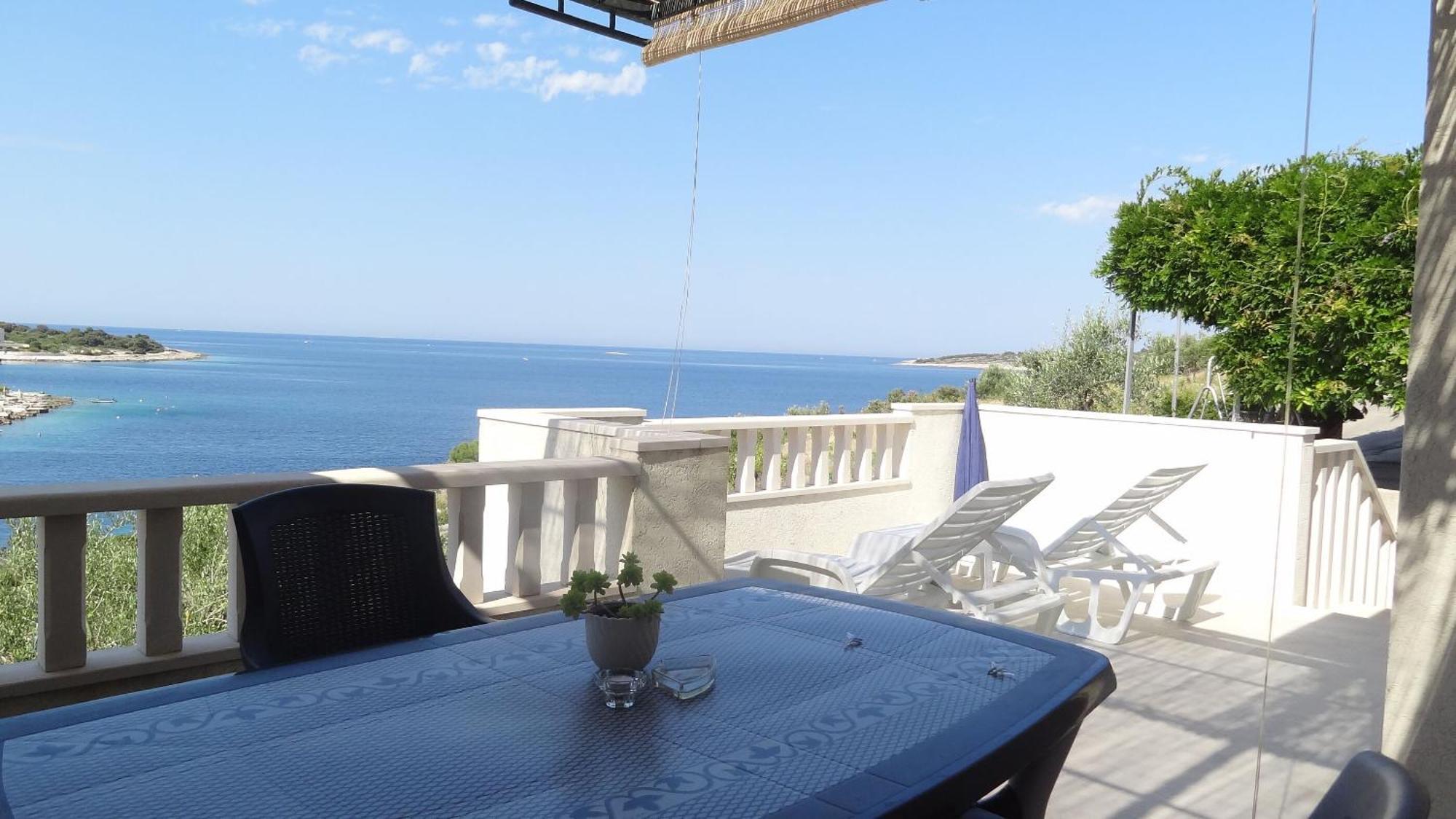 Apartments Branka - 30 M From Beach Севид Экстерьер фото