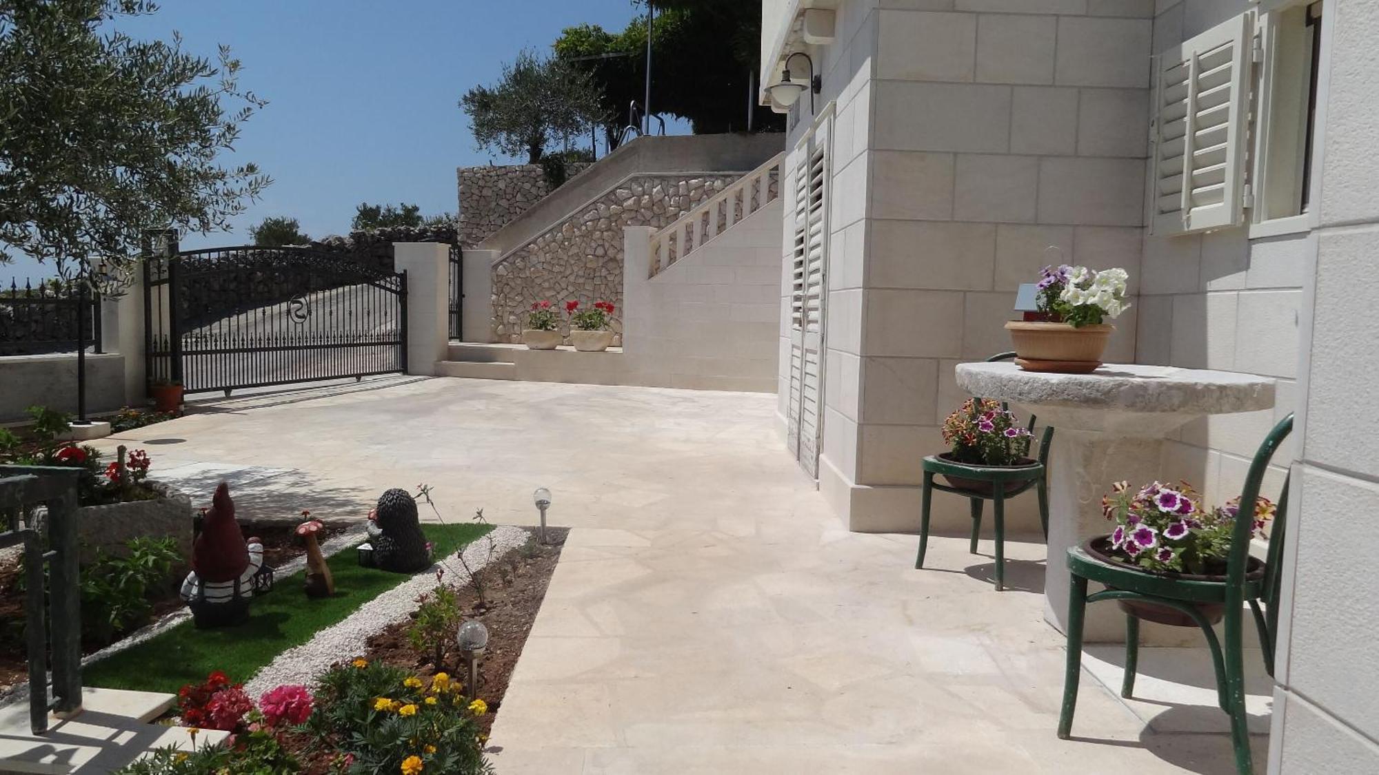 Apartments Branka - 30 M From Beach Севид Экстерьер фото