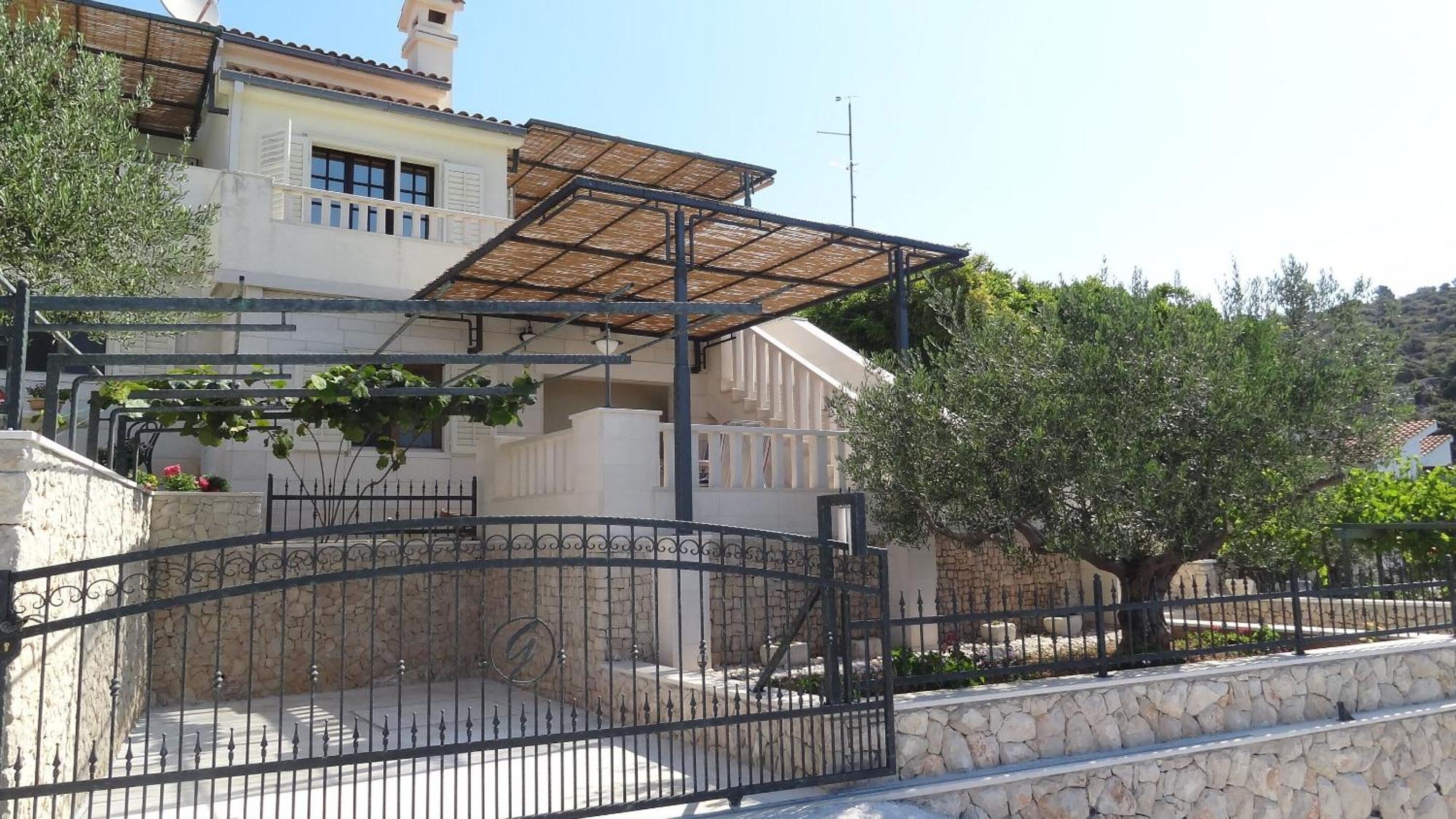 Apartments Branka - 30 M From Beach Севид Экстерьер фото